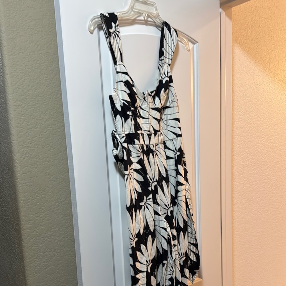 Black and White Leaf Print Women's Jumpsuit